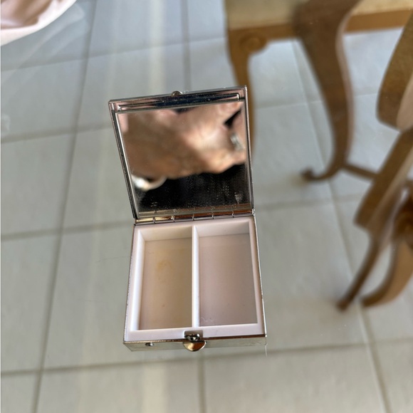 Brighton Floral Key Holder with Blue and Black - Picture 3 of 3